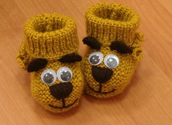 Comment tricoter des bottines avec des aiguilles à tricoter?